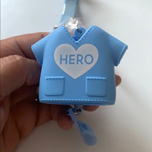 Bath and Body works Blue Hero Medical Pocketbac - Picture 2 of 4